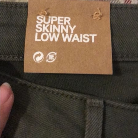 Green HM jeans - Picture 3 of 4